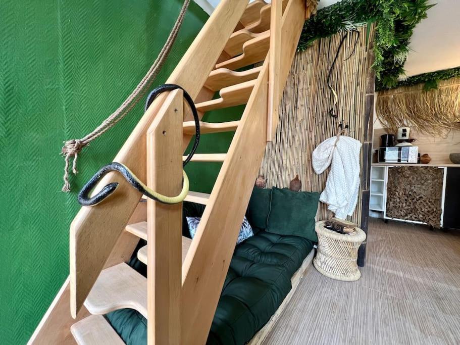 Nuit Dans La Jungle - Love Room Souppes-sur-Loing Exteriör bild